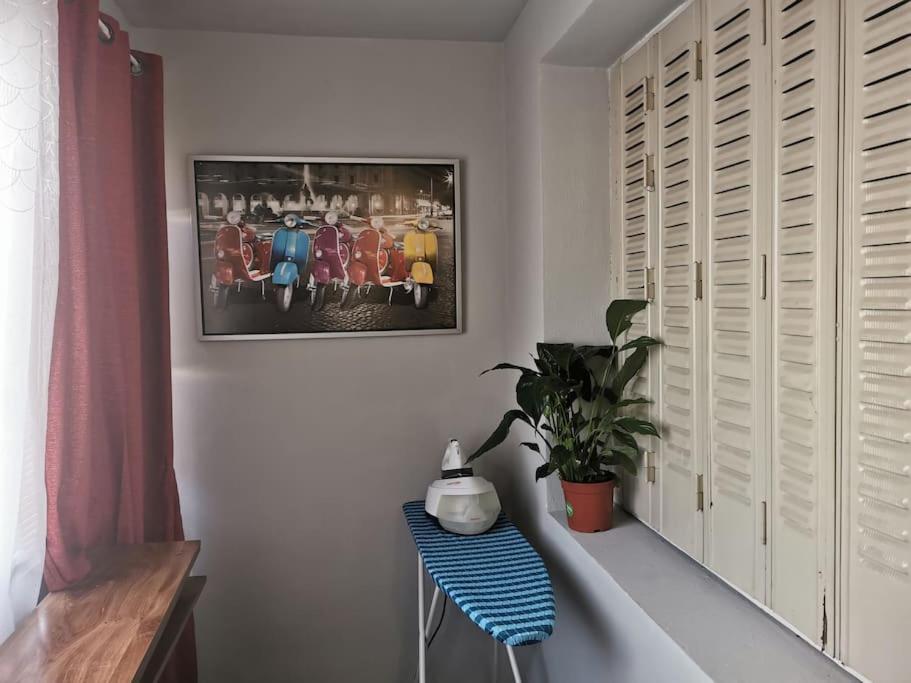 Appartement Meubles A Villeurbanne Lyon Exterior foto